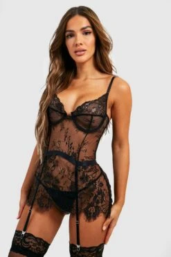 BOOHOO Eyelash Lace Suspender Basque