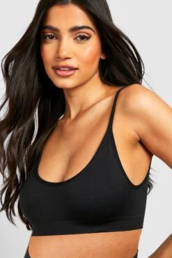 BOOHOO Maternity Seamless Bra And Bump Support Brief Set -Sea Vibe Together female black maternity seamless bra and bump support brief set 2