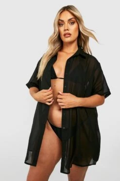 BOOHOO Plus Essential Short Sleeve Beach Shirt