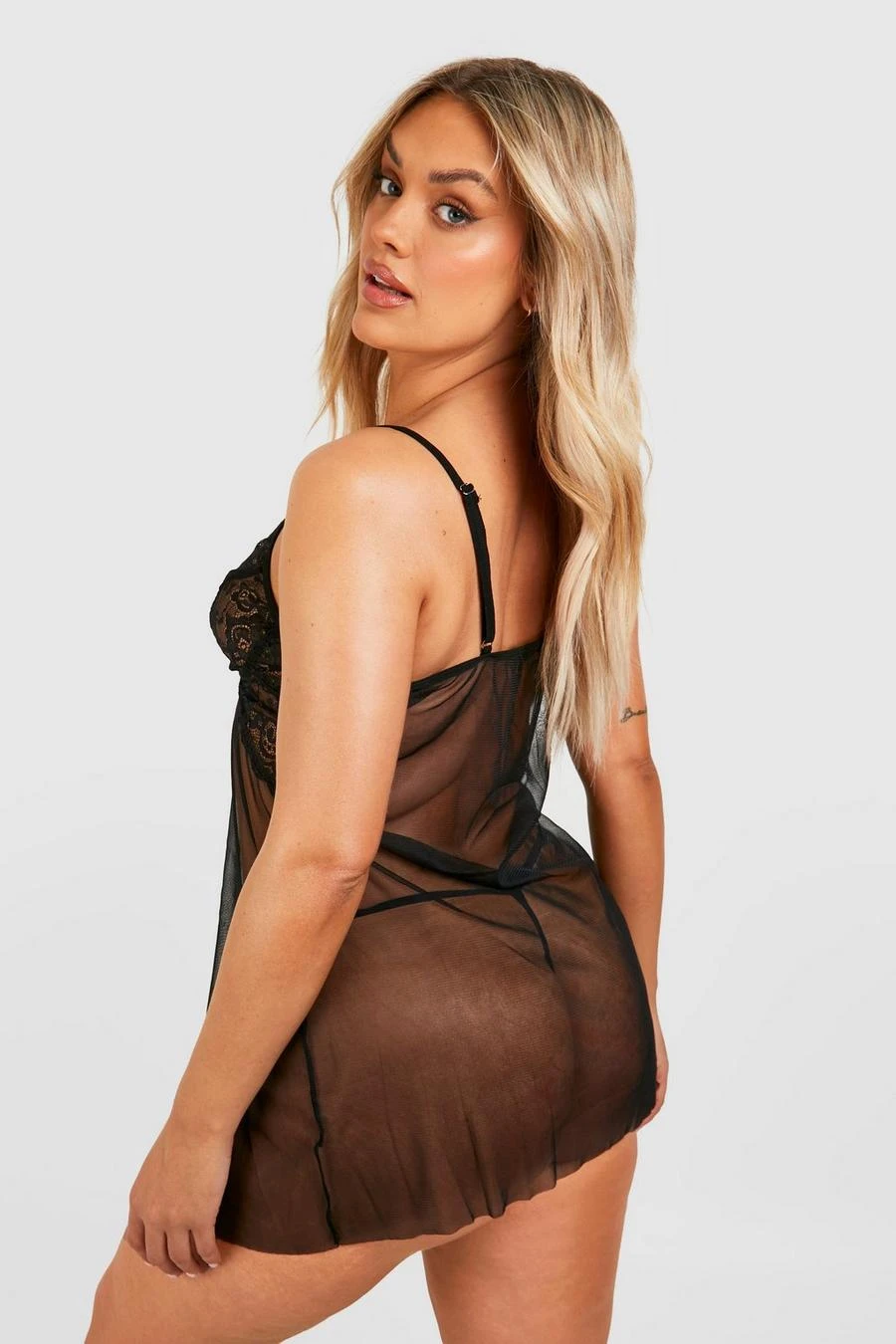 BOOHOO Plus V Plunge Lace Babydoll 2 BOOHOO Plus V Plunge Lace Babydoll - Image 2