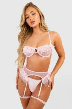 BOOHOO Dobby Mesh Frill Detail Bra, Thong & Suspender Set