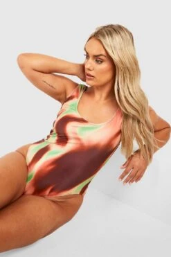 BOOHOO Plus Wave Print Scoop Swimsuit