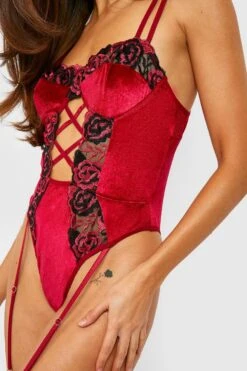 BOOHOO Velvet & Mesh Embroidered Bodysuit 7 BOOHOO Velvet & Mesh Embroidered Bodysuit -Sea Vibe Together female burgundy velvet mesh embroidered bodysuit 3