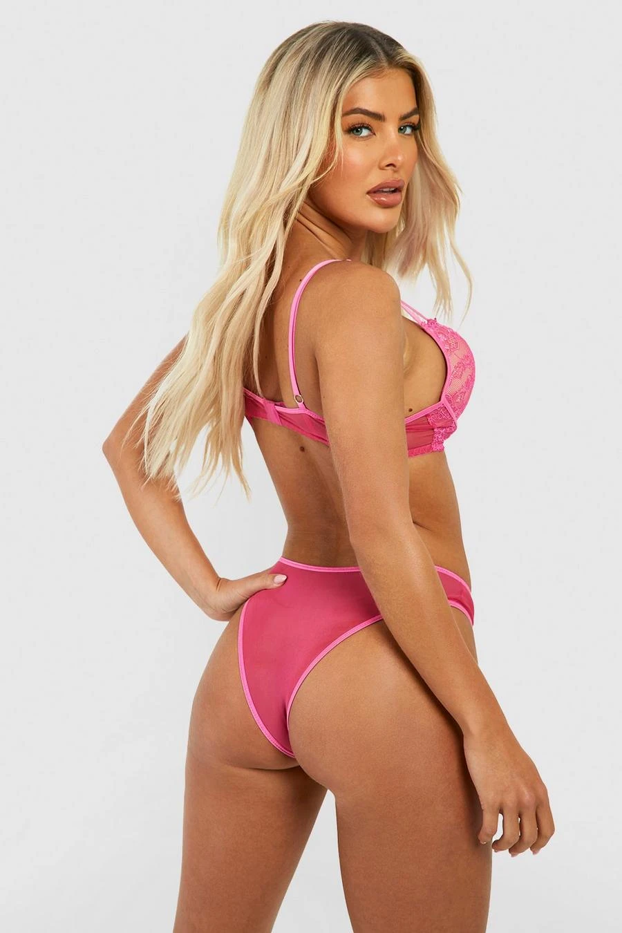 BOOHOO Contrast Lace Super Push Up Bra 2 BOOHOO Contrast Lace Super Push Up Bra - Image 2