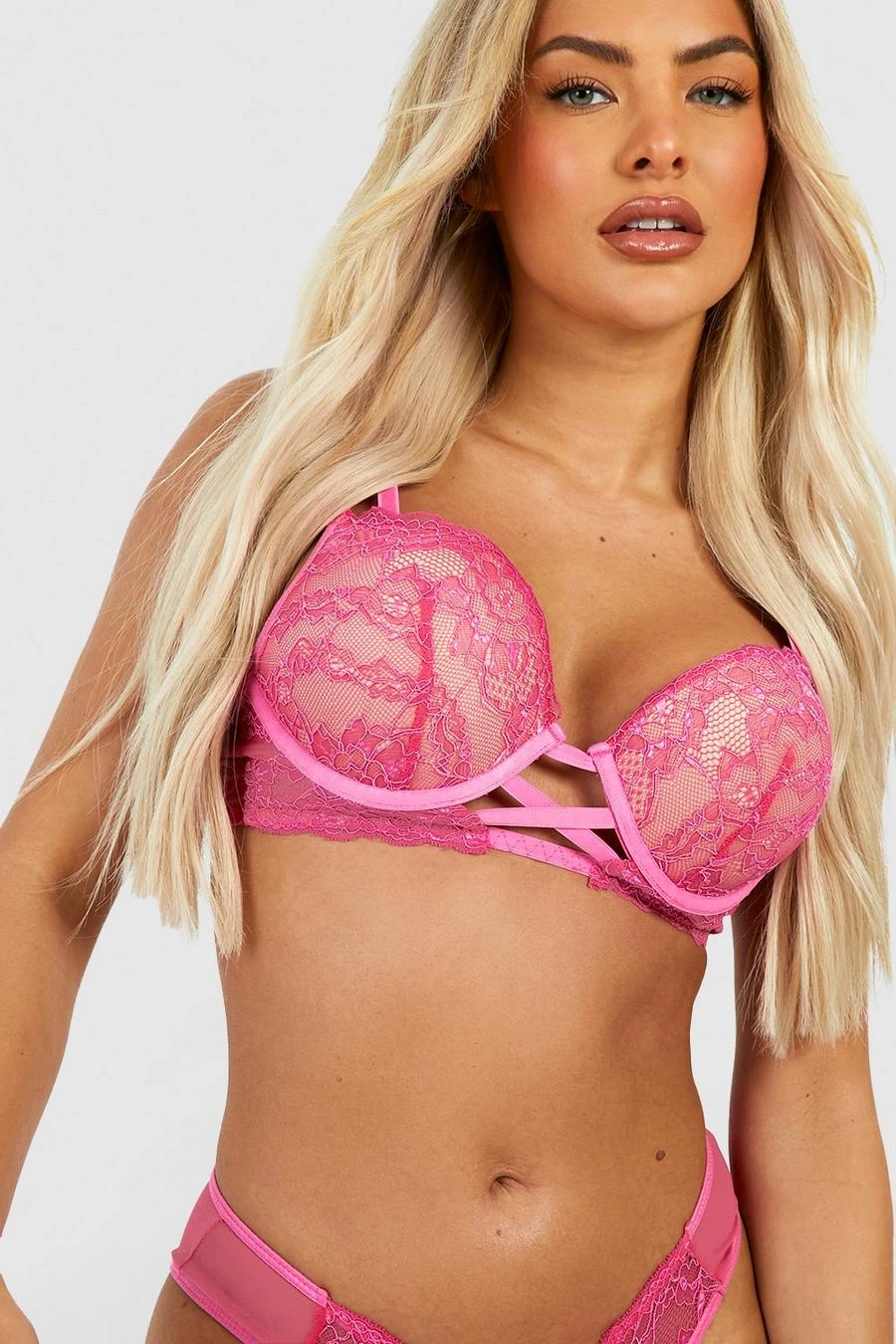 BOOHOO Contrast Lace Super Push Up Bra 4 BOOHOO Contrast Lace Super Push Up Bra - Image 4