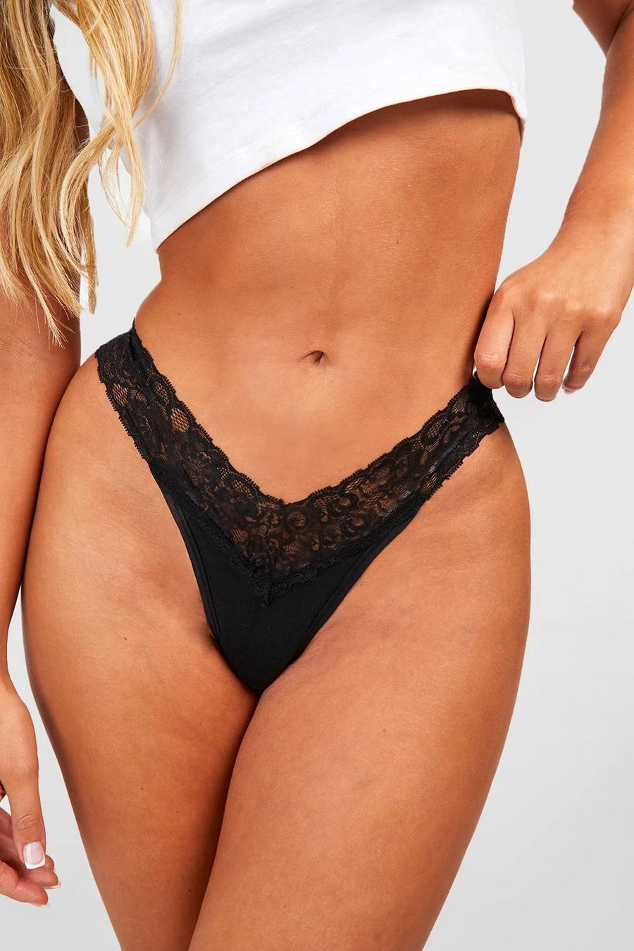 BOOHOO 3 Pack Lace Trim Thong 4 BOOHOO 3 Pack Lace Trim Thong - Image 4