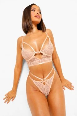 BOOHOO Fuller Bust Cut Out Longline Underwire Bra