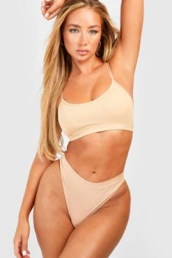 BOOHOO Seamless Triangle Bralette & Thong Set -Sea Vibe Together female nude seamless triangle bralette thong set 3