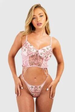 BOOHOO Floral Embroidery Bralette & Thong Set 6 BOOHOO Floral Embroidery Bralette & Thong Set -Sea Vibe Together female pink floral embroidery bralette thong set 2
