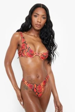 BOOHOO Neon Snake Underwire Bikini Top -Sea Vibe Together female pink neon snake underwire bikini top 2