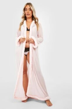 BOOHOO Plus Kimono Robe With Fluffy Trim -Sea Vibe Together female pink plus kimono robe with fluffy trim 2