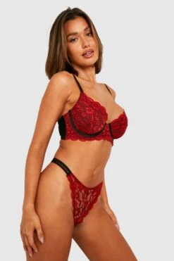 BOOHOO Fuller Bust Contrast Floral Lace Underwirebra