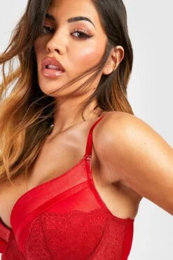 BOOHOO Fuller Bust Contrast Mesh & Lace Bra -Sea Vibe Together female red fuller bust contrast mesh lace bra 3