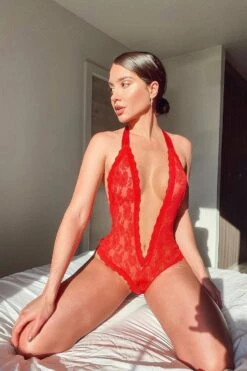 BOOHOO Heart Cut Out Back Lace Bodysuit