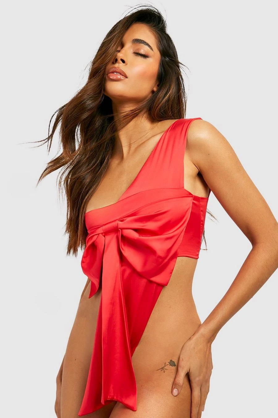 BOOHOO Satin Wrap Me Up Bow 3 BOOHOO Satin Wrap Me Up Bow - Image 3