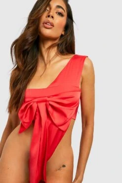 BOOHOO Satin Wrap Me Up Bow 7 BOOHOO Satin Wrap Me Up Bow -Sea Vibe Together female red satin wrap me up bow 3