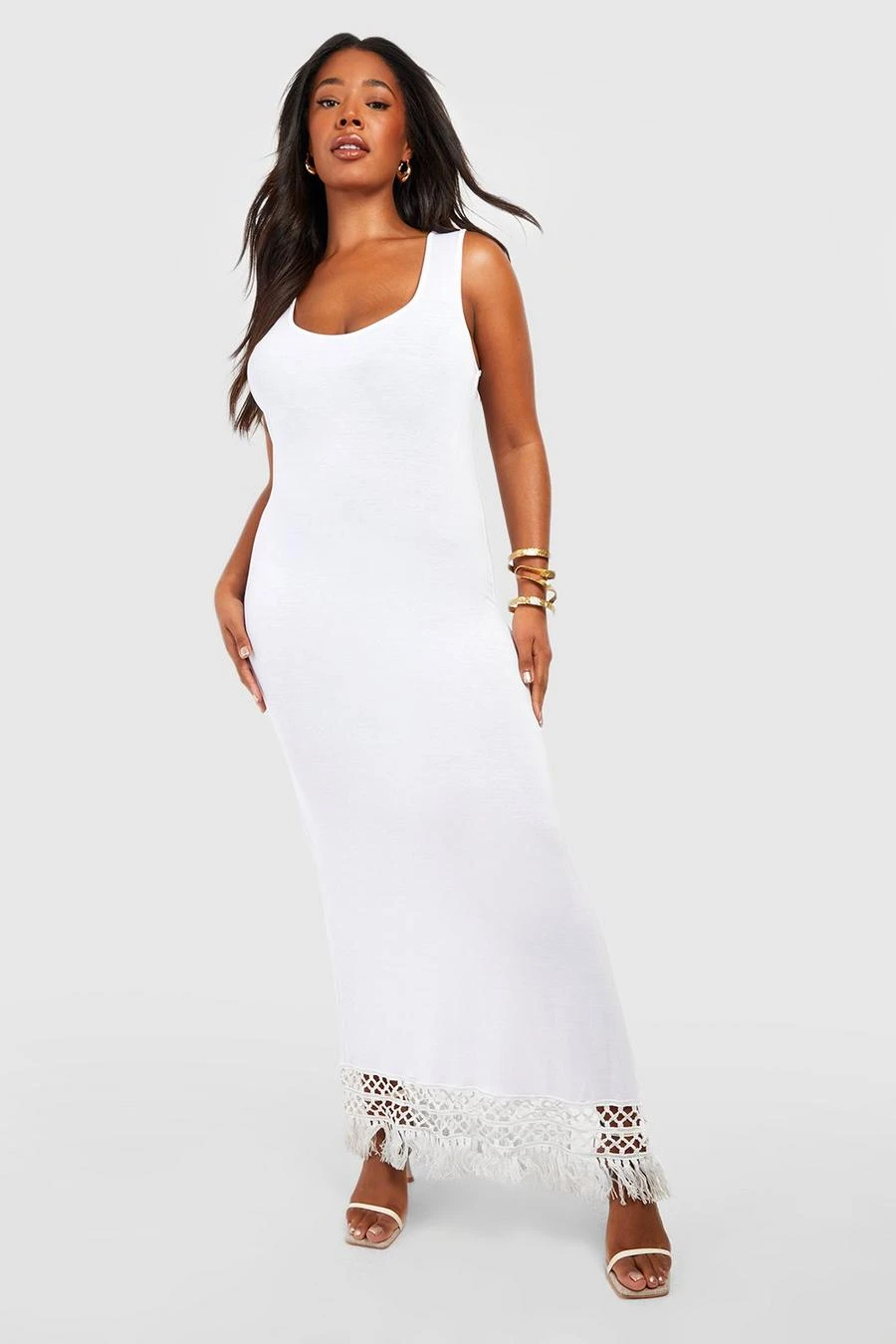BOOHOO Plus Crochet Tassel Hem Scoop Neck Beach Dress 3 BOOHOO Plus Crochet Tassel Hem Scoop Neck Beach Dress - Image 3
