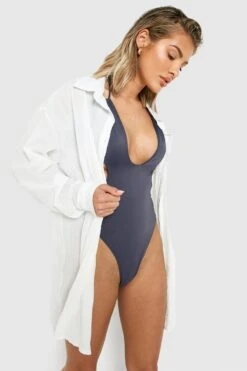 BOOHOO Shirred Crinkle Oversized Beach Shirt -Sea Vibe Together female white shirred crinkle oversized beach shirt 3